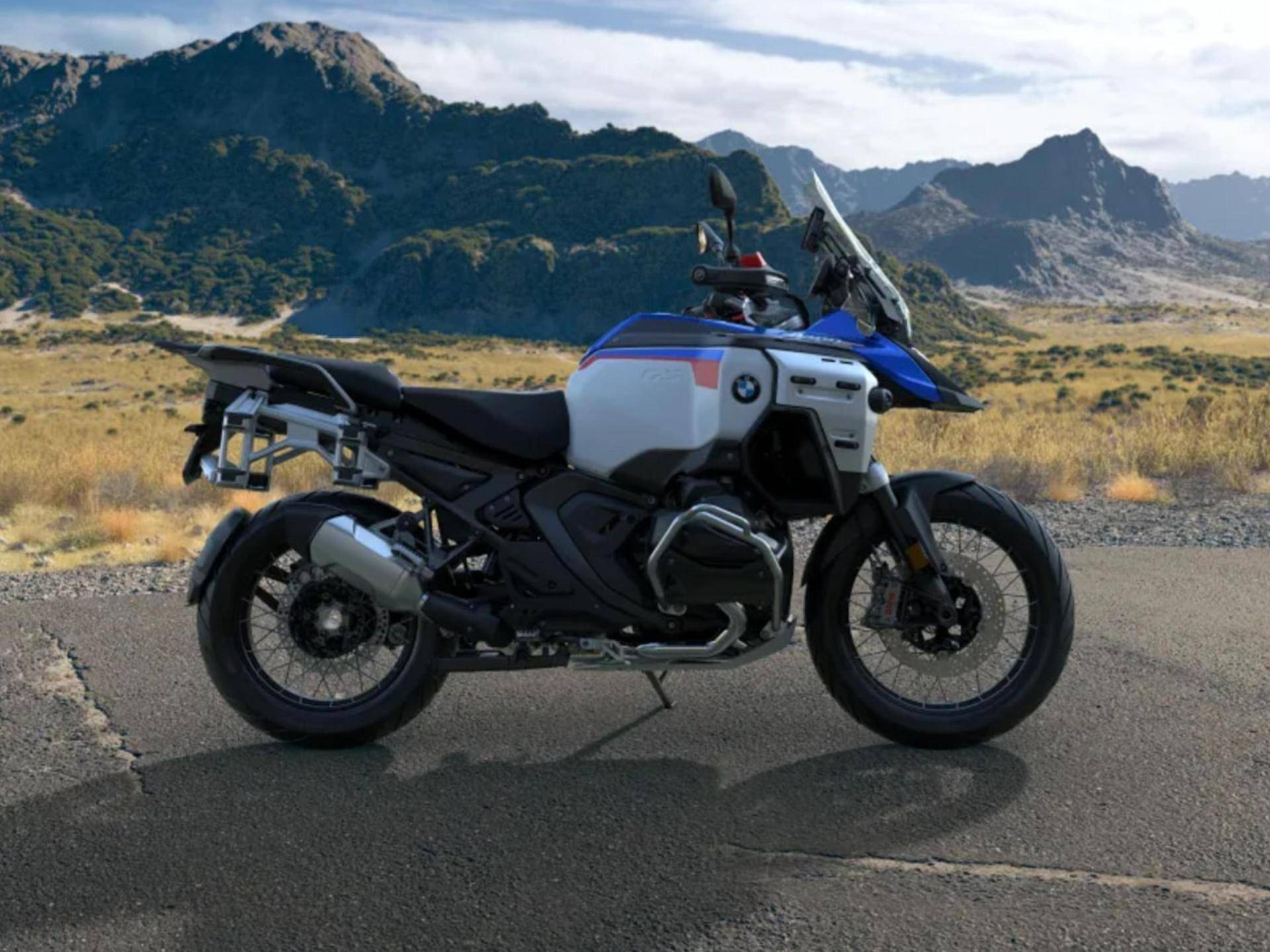 BMW R 1300 GS Adventure Trophy ASA Nuovo Benzina con km a Modena - Main Image